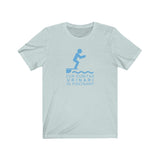 Cur Dubitas Urinari in Piscinam? Short Sleeve Tee